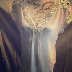 Timeline sheer white top with beautiful detail